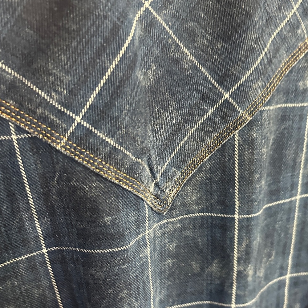 CUADRA Blue Plaid Casual Button-Down Shirt - Picture 7 of 7